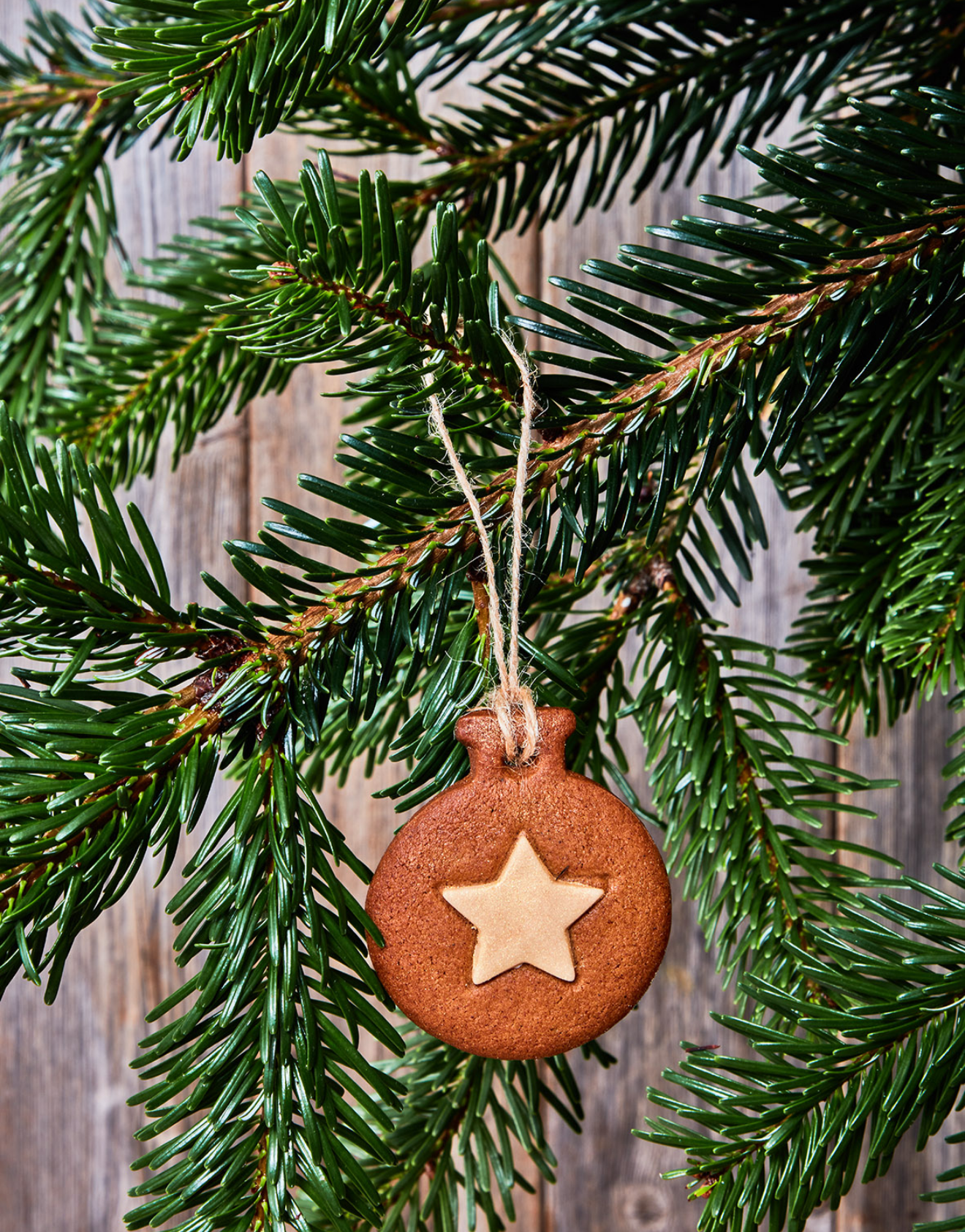 Ausstechform Christbaumkugel mit Stern