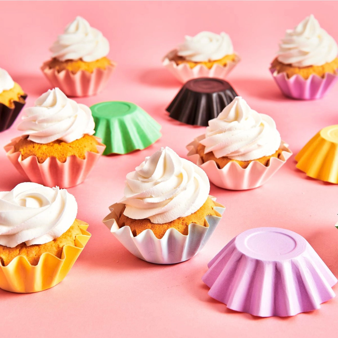 Funcakes Bloom Cups Backförmchen schwarz 48 Stk