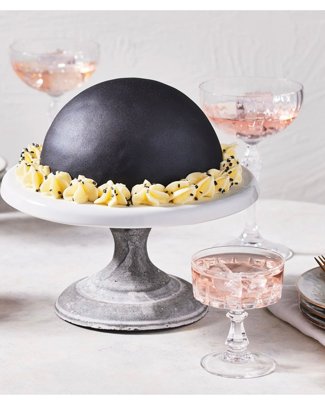 Funcakes metallic Spray schwarz