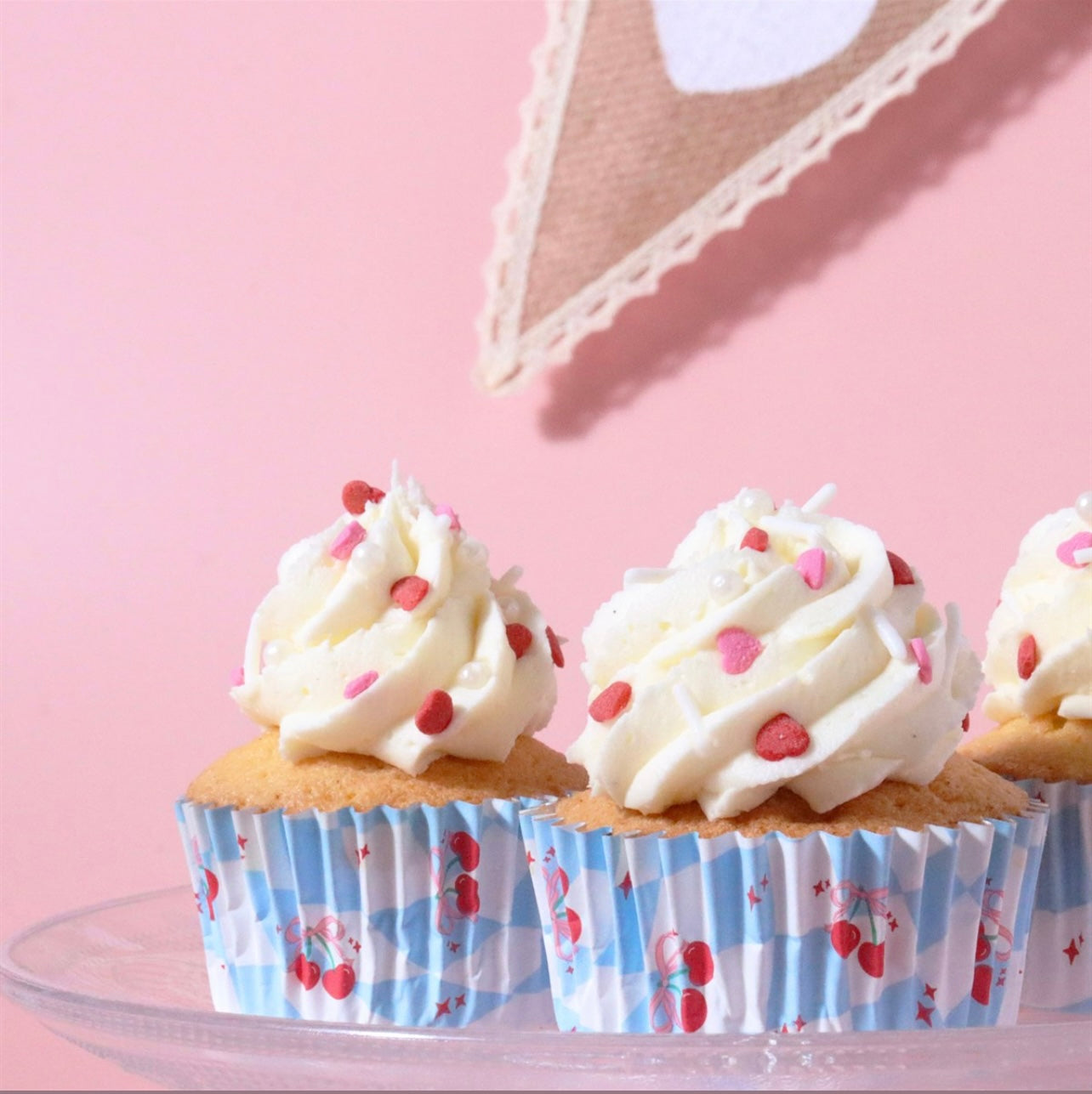 PME Vintage folienbeschichtete Cupcake Backförmchen Kirschen & Schleifen 30 Stk