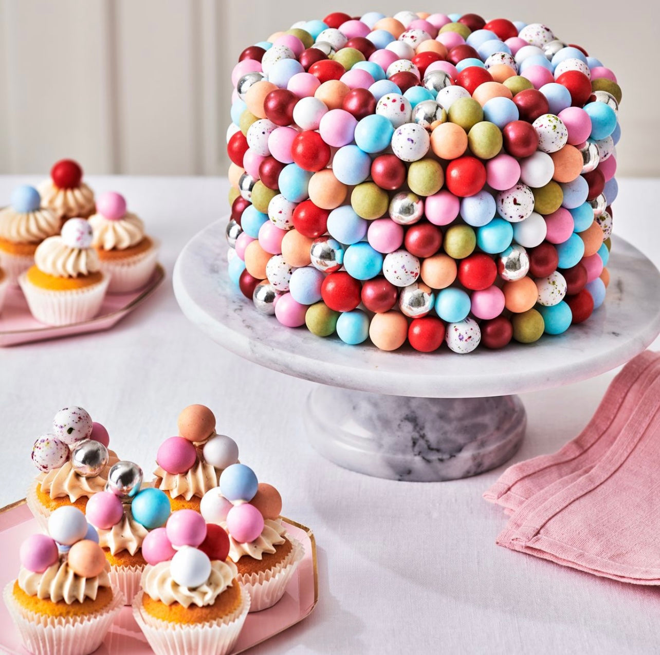 Funcakes Choco Crispy Balls Pearl Red 130 g